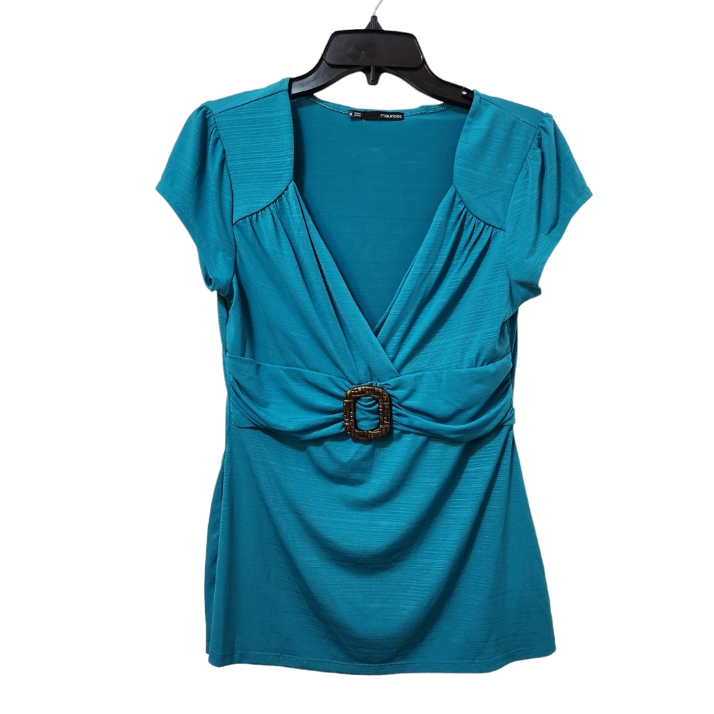 Maurice's v-neck blouse size medium